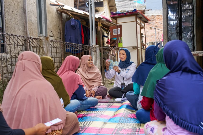 2,5 Juta Nasabah Mekaar Naik Kelas Sepanjang 2025, Ini Strategi Holding Ultra Mikro