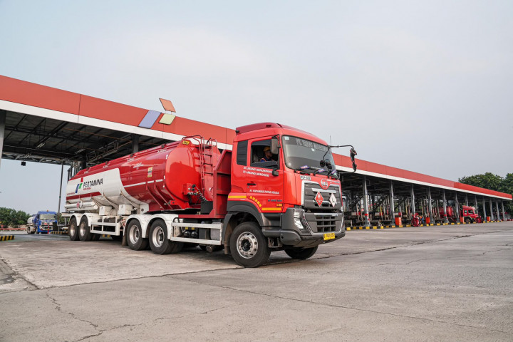 Antrean BBM Mulai Terjadi di Sejumlah Wilayah, Pertamina Pastikan Stok Aman dan Imbau Tak Perlu Panic Buying