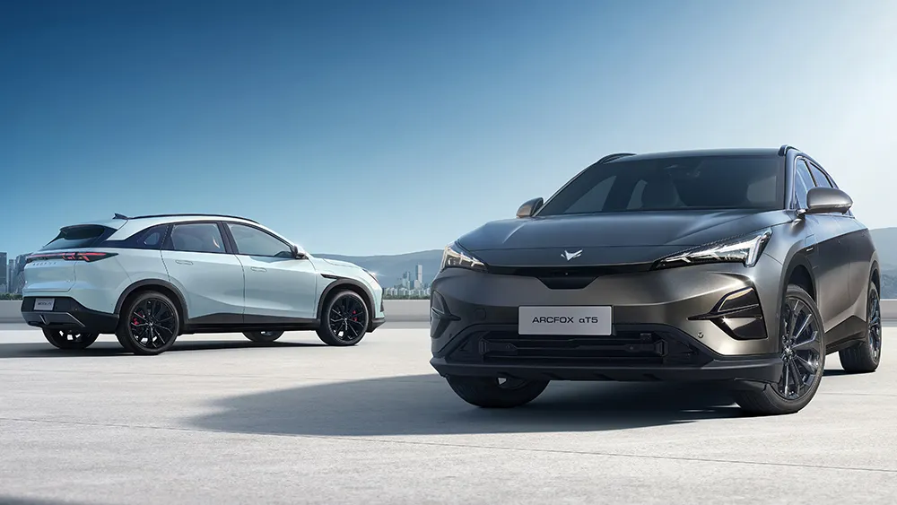 BAIC Konfirmasi Bawa SUV Listrik Arcfox Alpha T5 ke Indonesia Setelah T1, Target 2026-2027