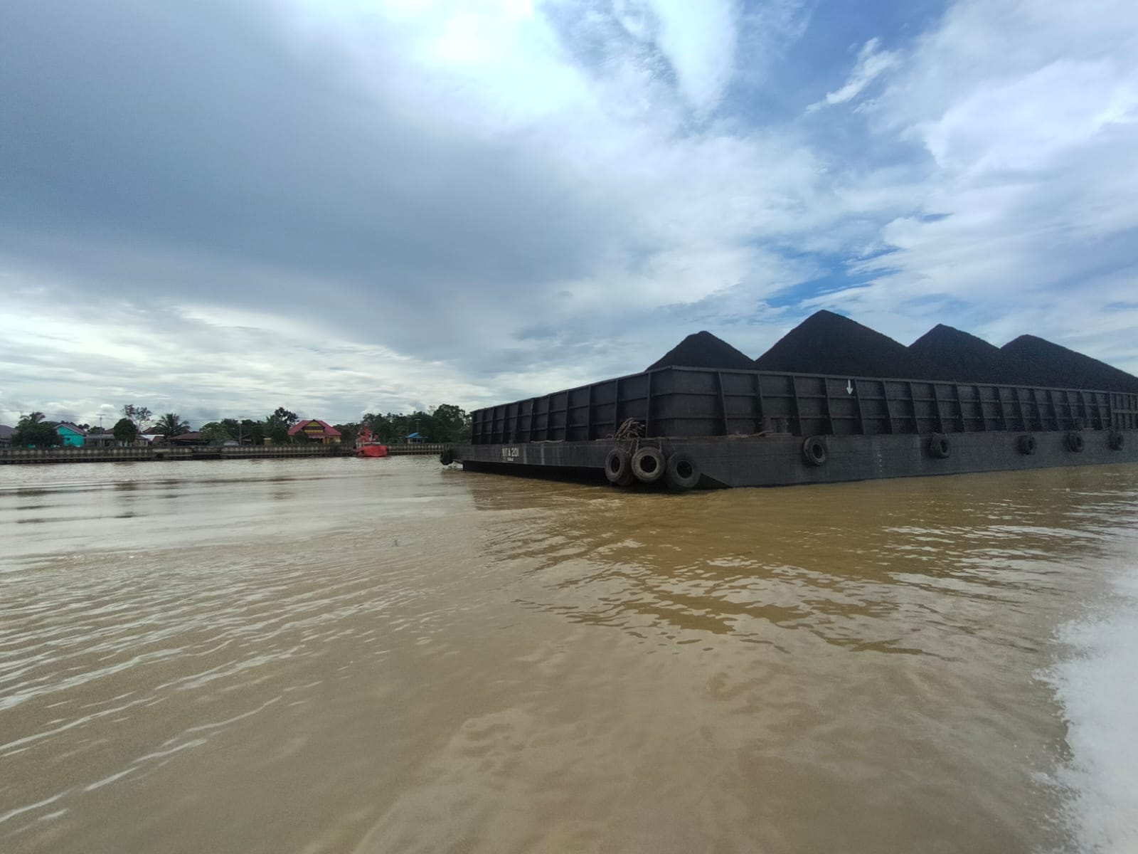 Pemerintah Sempat Tahan Ekspor Batu Bara Demi Jaga Pasokan Listrik PLN, 141 Juta Ton Diamankan