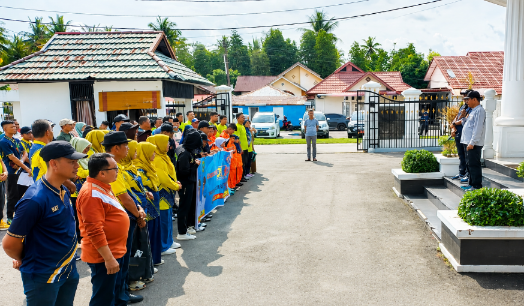 Bupati Padang Pariaman Lepas 30 Atlet Pelajar ke O2SN Provinsi Sumatera Barat, Targetkan Lahirkan Juara Nasional