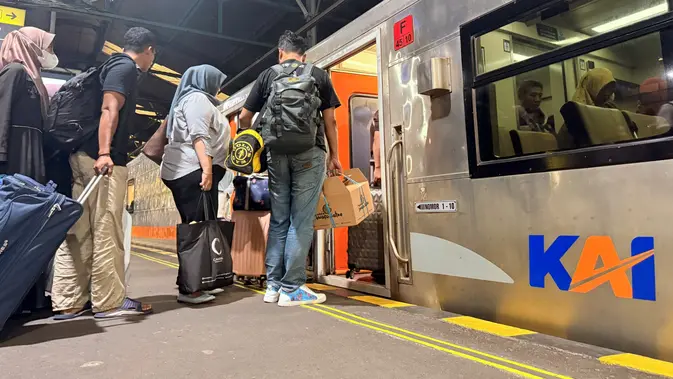 KAI Resmi Operasikan 17 Kereta Makan Baru Buatan Balai Yasa Tegal, 10 Unit Lagi Disiapkan