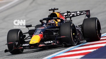 F1 GP Austria: George Russell Menangi Duel Sengit, Verstappen Terpaut 1,6 Detik
