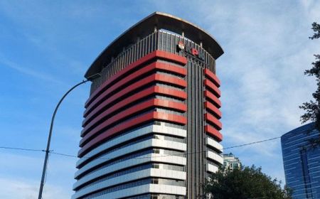 KPK Diduga OTT Pejabat Pemkab Kuansing Riau, Pemeriksaan Berlangsung di Kantor Polisi