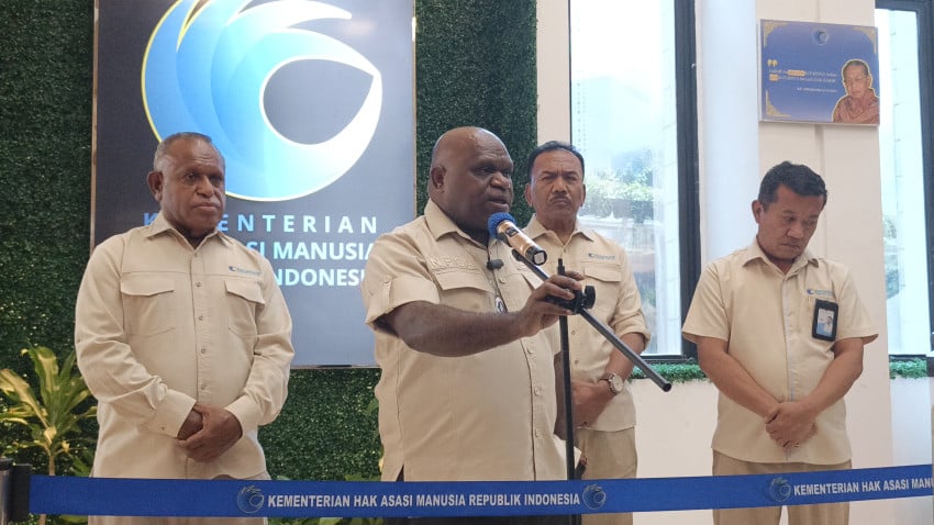Menteri HAM Pigai Minta Polisi Usut Tuntas Kematian Lima Peserta Program SPPI