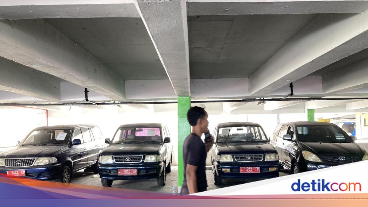 Pemkot Surabaya Lelang Mobil Dinas Bensin, Beralih ke Kendaraan Listrik Imbas Kenaikan BBM