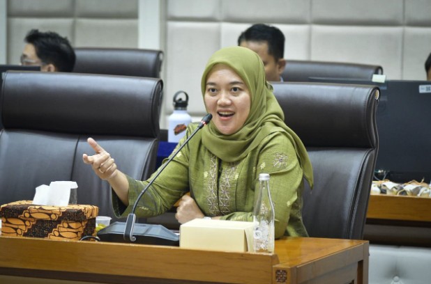 Komisi VII DPR Desak Pariwisata Berdampak ke Warga dan Tak Rusak Alam, Penginapan Ilegal Jadi Sorotan