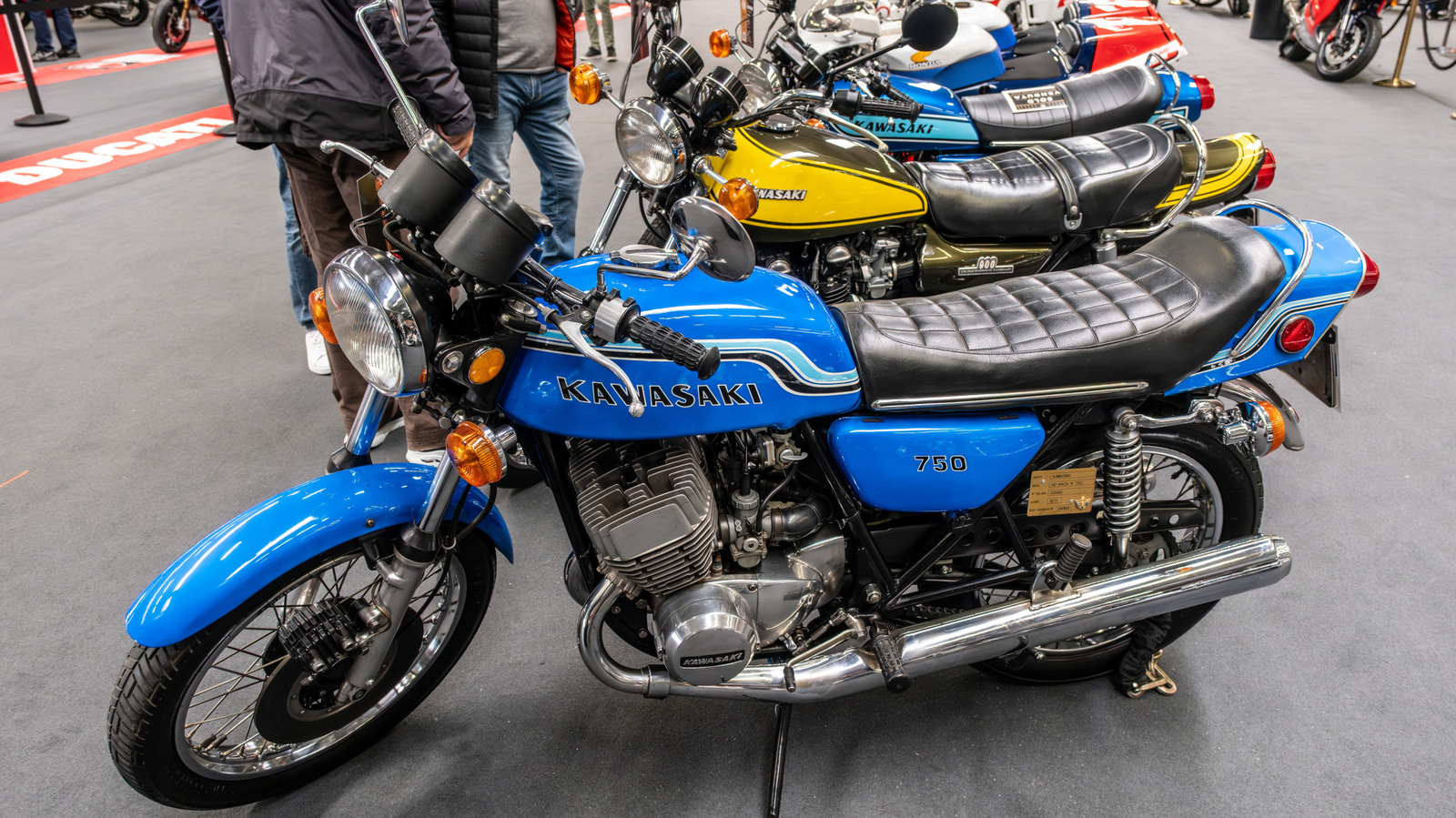 Kawasaki H2 Generasi Pertama: Dari Julukan 'Widowmaker' Jadi Motor Paling Ganas yang Jinak