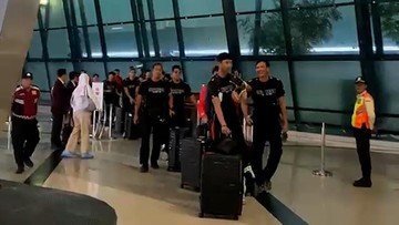 Timnas Voli Putra Indonesia Disambut Meriah di Bandara Usai Juara AVC Men's Cup 2026