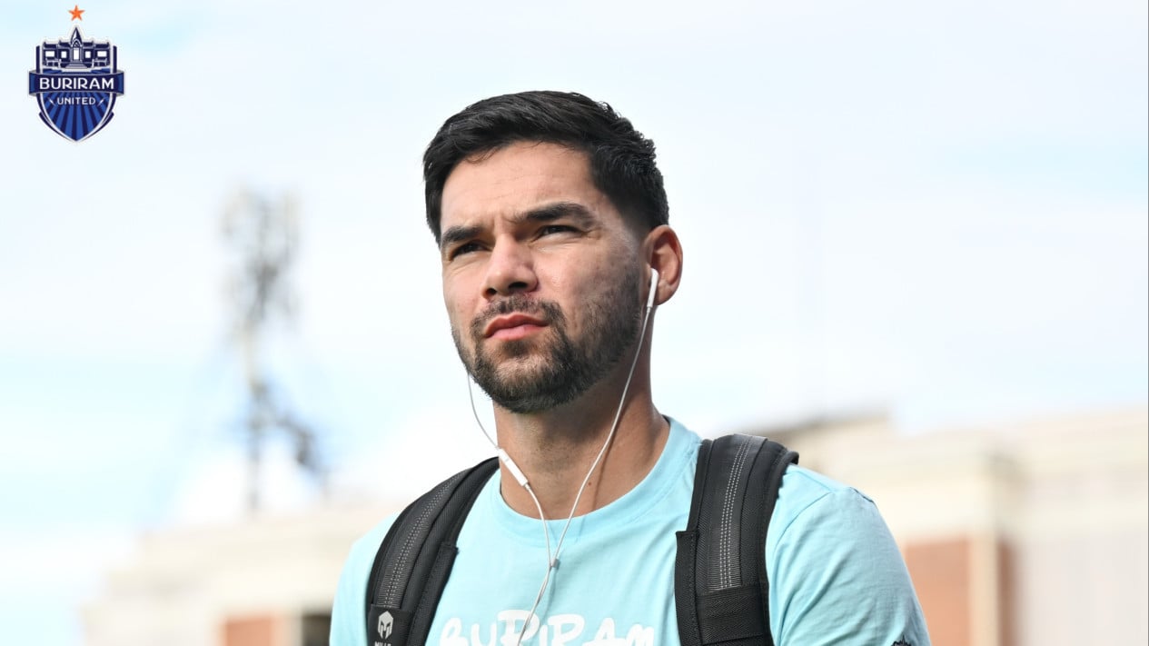 Persib Bandung Butuh Dana Transfer Hampir Rp11 Miliar untuk Tebus Kontrak Sandy Walsh dari Buriram United