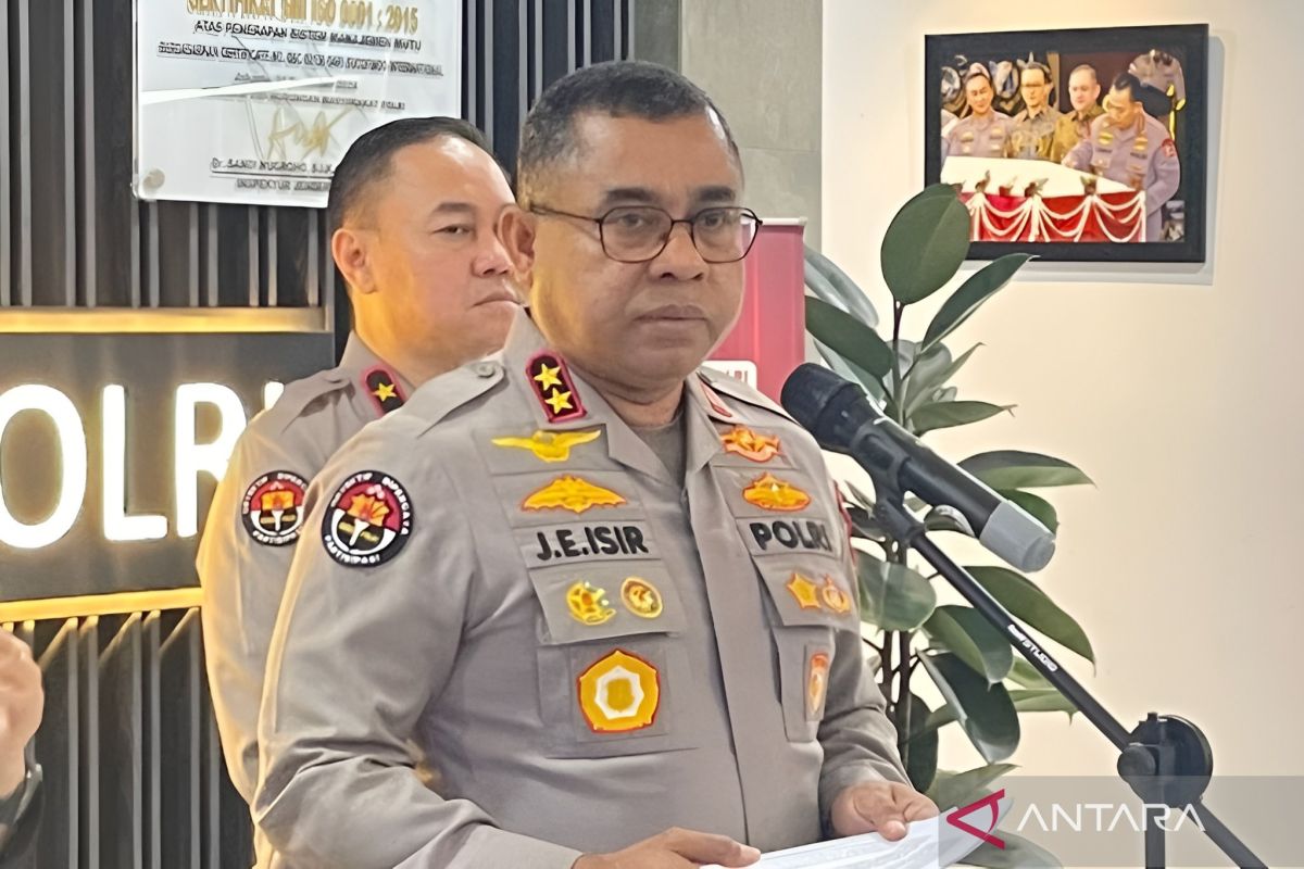 Presiden Prabowo Inspektur Upacara Hari Bhayangkara ke-80 di Cikeas, Gibran Hadir