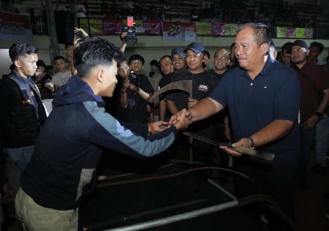 Bupati Asahan Buka Asahan Fight Series 3 di GOR Kisaran, 56 Atlet Bertanding Meriahkan Hari Bhayangkara ke-80