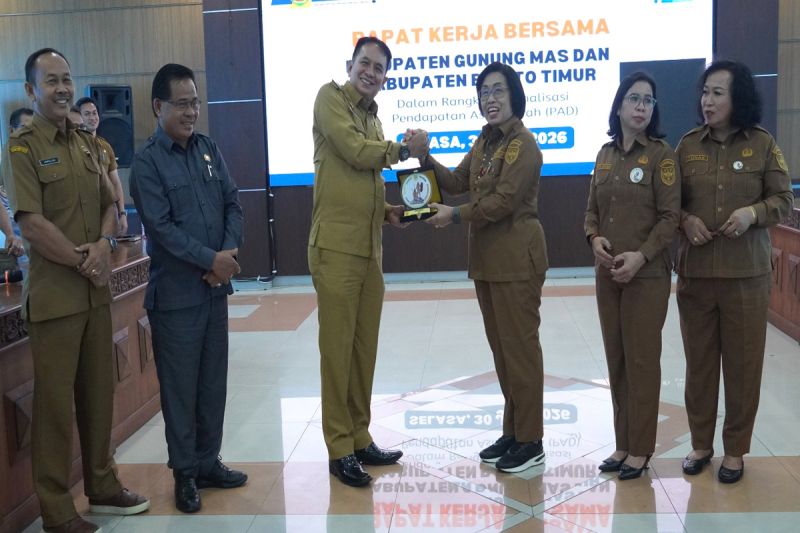 Bupati Barito Timur dan Wakil Bupati Gunung Mas Jajaki Penguatan PAD Lewat Kolaborasi Tata Kelola Pajak Daerah