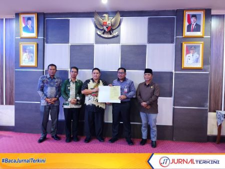BRK Syariah dan Pemkab Karimun Luncurkan SIDESA, Sistem Keuangan Desa Non Tunai Pertama di Sumatera