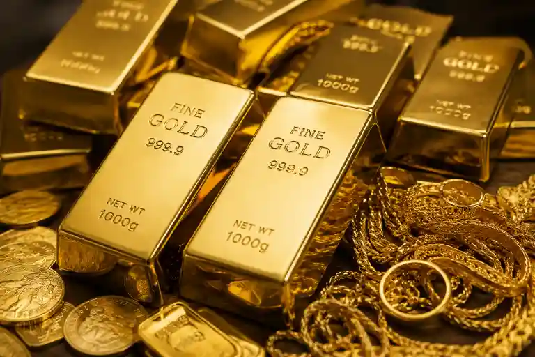 Harga Emas Antam Terus Terkoreksi, Buyback Anjlok Rp15.000 per Gram
