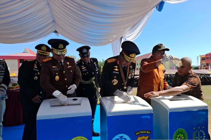 BI dan Polda NTT Musnahkan 1.723 Lembar Uang Palsu, Didominasi Pecahan Rp100 Ribu