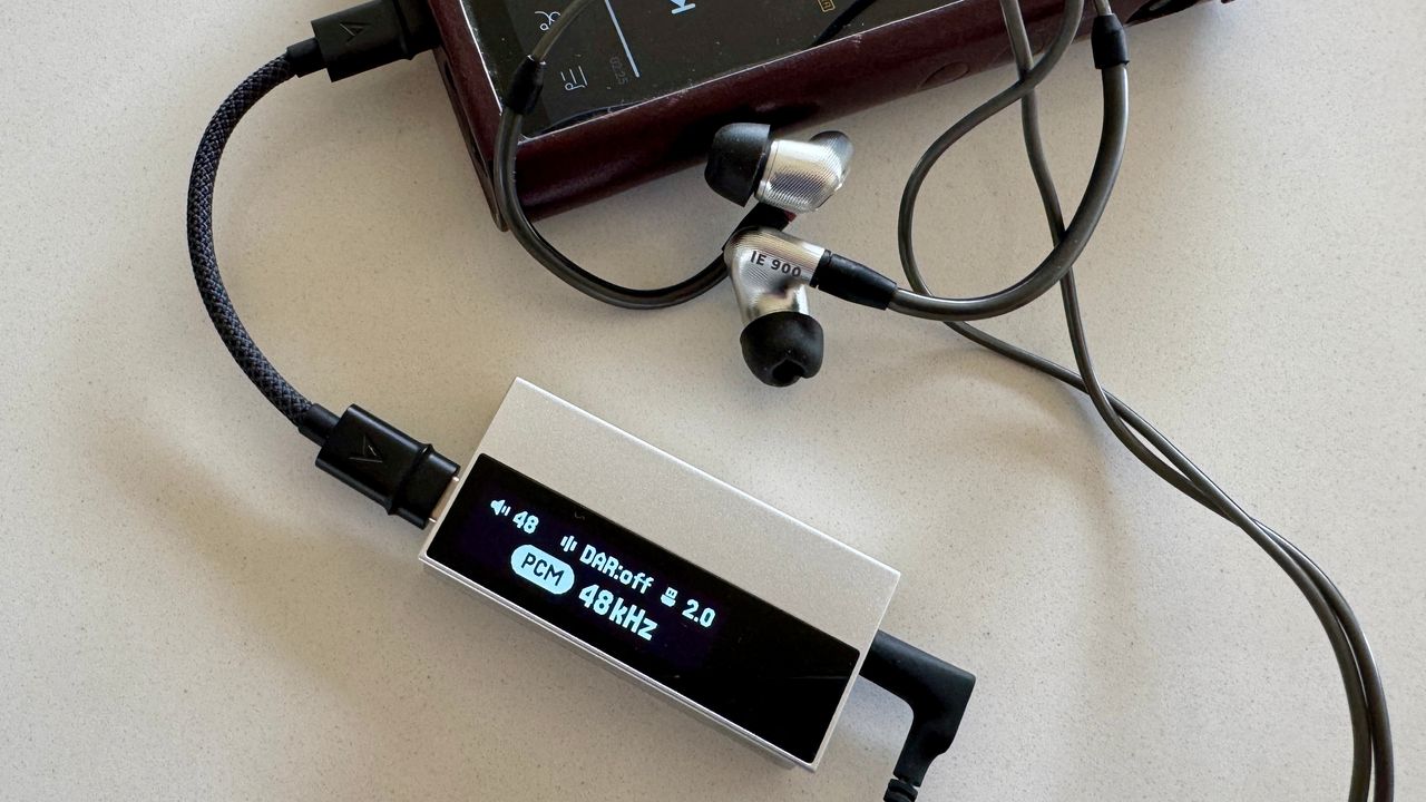 Astell & Kern AK HC5 Review: DAC Saku Rp 6,6 Juta Tingkatkan Kualitas Audio Smartphone