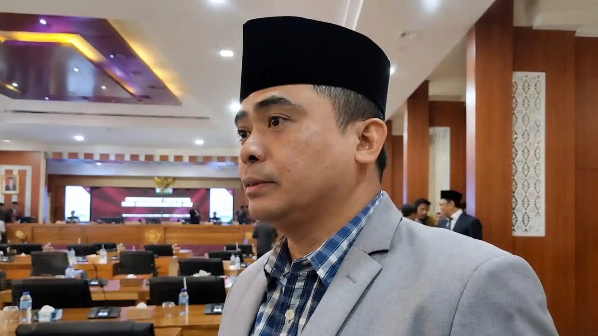 Komisi I DPRD NTB Panggil Tiga OPD Usai 21 Pegawai KPID Dirumahkan, Sebut Kebijakan Janggal