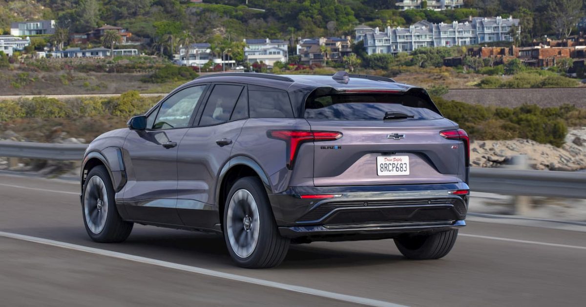Chevy Blazer EV 2027 Pertahankan Harga Lama meski Dapat Port NACS dan Audio Bose Premium