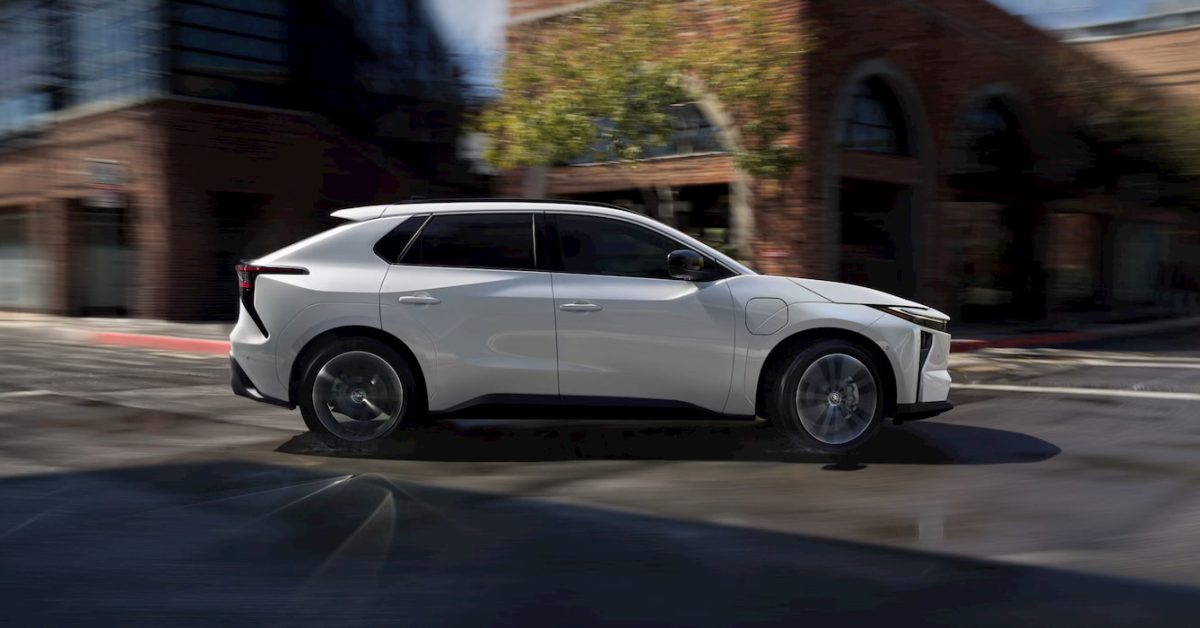 Toyota bZ 2026 Cetak 17.500 Unit Terjual di AS, Kalahkan Land Cruiser dan Hyundai IONIQ 5