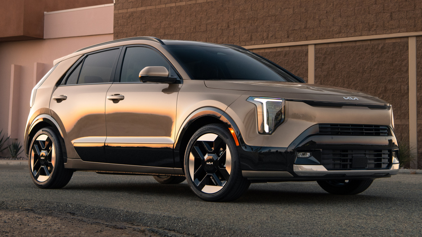 Facelift Kia Niro Hybrid 2027 Meluncur, Desain Segar dan Fitur Baru tapi Varian EV dan PHEV Dihapus
