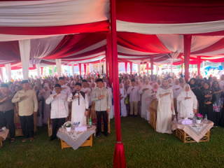 Ribuan Warga Hadiri Selawatan Akbar Habib Ahmad Al Habsyi di Arga Makmur, Meriahkan HUT ke-67 Bengkulu Utara
