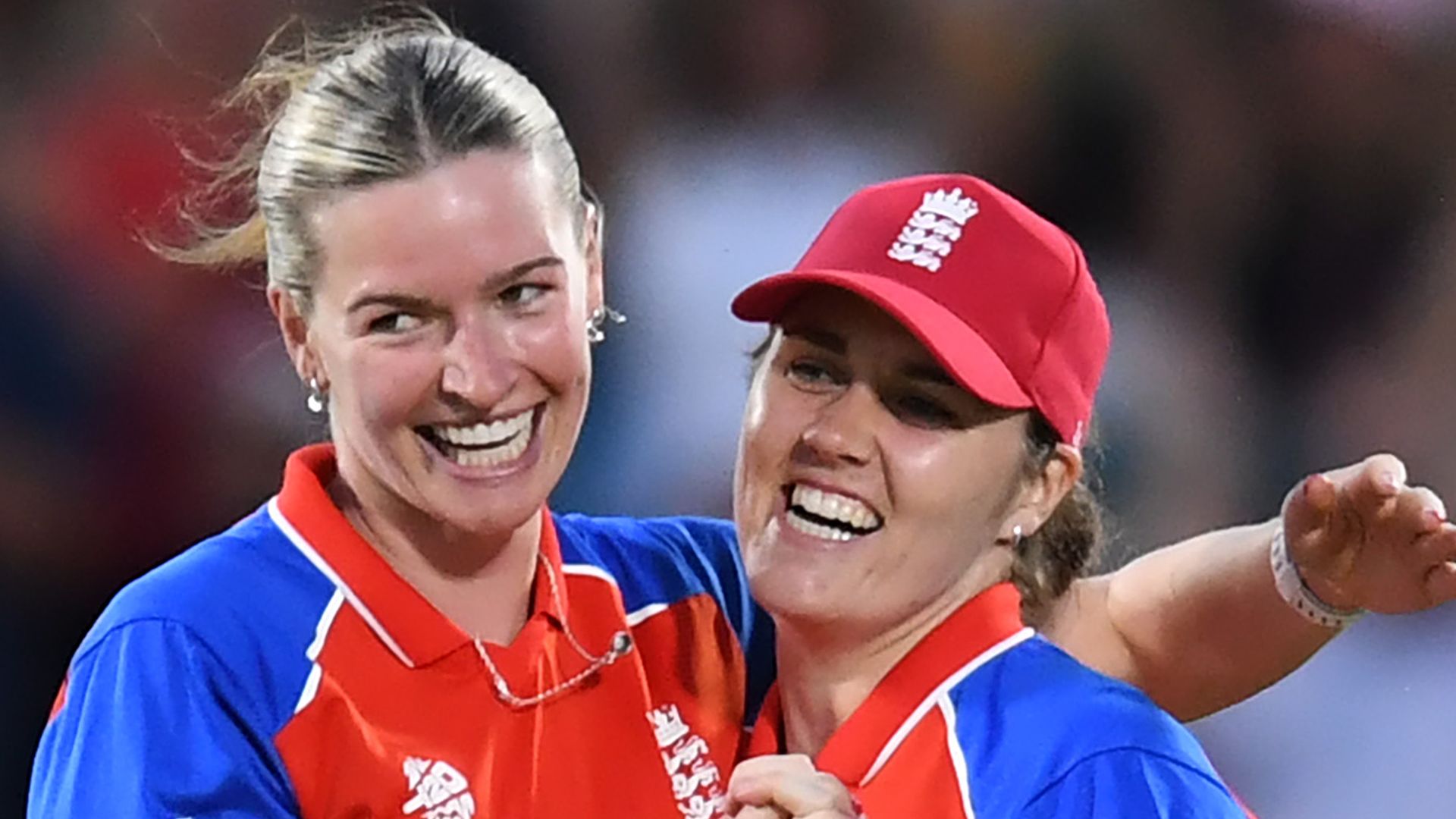Inggris Hajar Afrika Selatan 40 Run, Tantang Australia di Final T20 World Cup Wanita