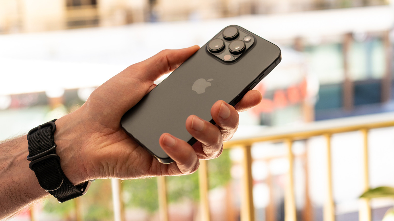 Apple Naikkan Harga Tukar Tambah iPhone Bekas, Cek Nilai Jual iPhone Kamu Sekarang