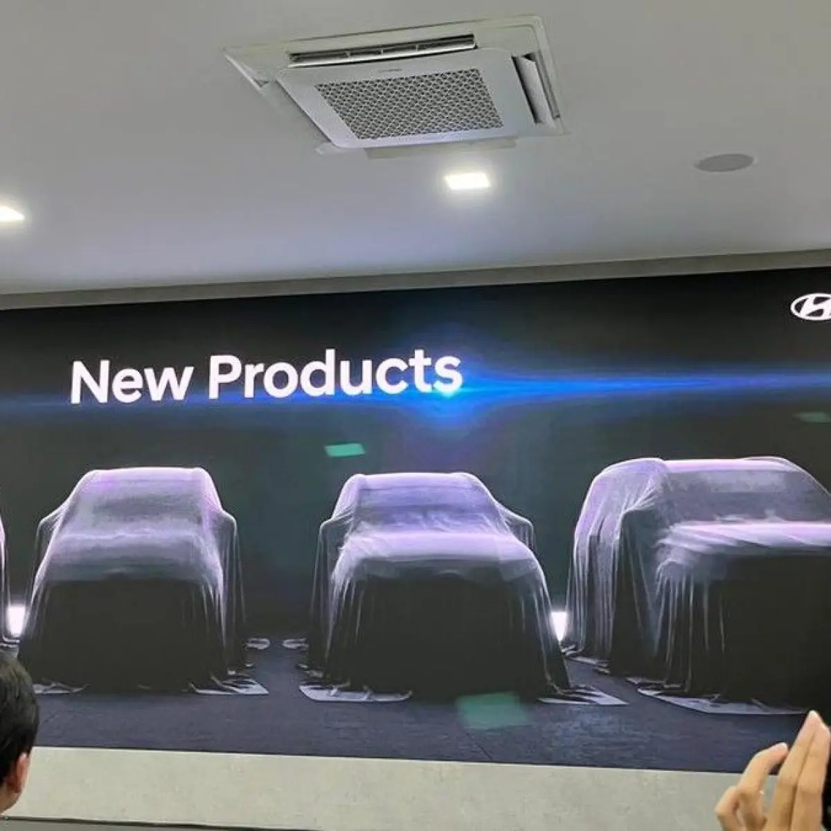 Hyundai Konfirmasi EV Tujuh Kursi Meluncur di GIIAS 2026, Incar Pasar Keluarga Indonesia
