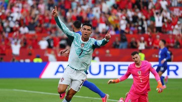 Ribuan Fans Sambut Ronaldo di Balkon Hotel, Portugal Siap Hadapi Spanyol di 16 Besar