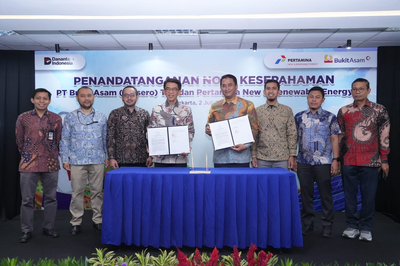 PTBA dan Pertamina NRE Siap Garap PLTS di Lahan Pascatambang, Targetkan 250 Hektare