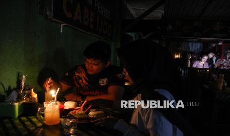 Gangguan Pasokan Batu Bara Sebabkan Pemadaman Listrik di Jawa, Tenggara Sorot Sinkronisasi RKAB