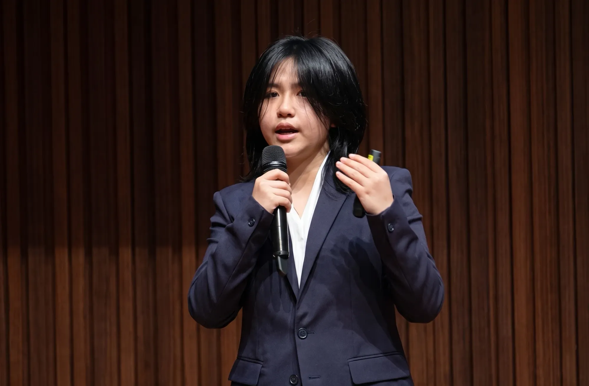 Pakai AI, Siswi SMA Ini Hitung Potensi Kurangi Blackout 15 Persen dan Efisiensi Biaya 25,6 Persen