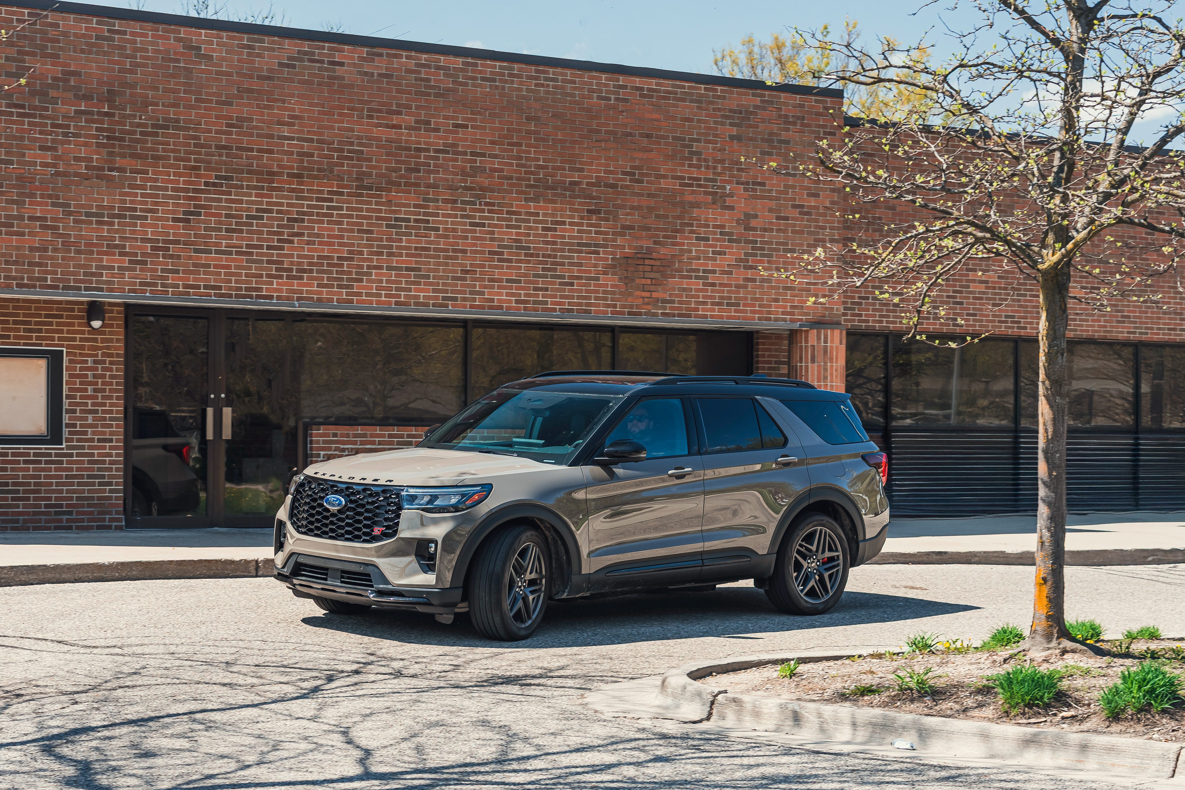 Ford Explorer ST-Line 2026 Jadi Pilihan Paling Worth It, Ini Rincian Varian dan Harganya