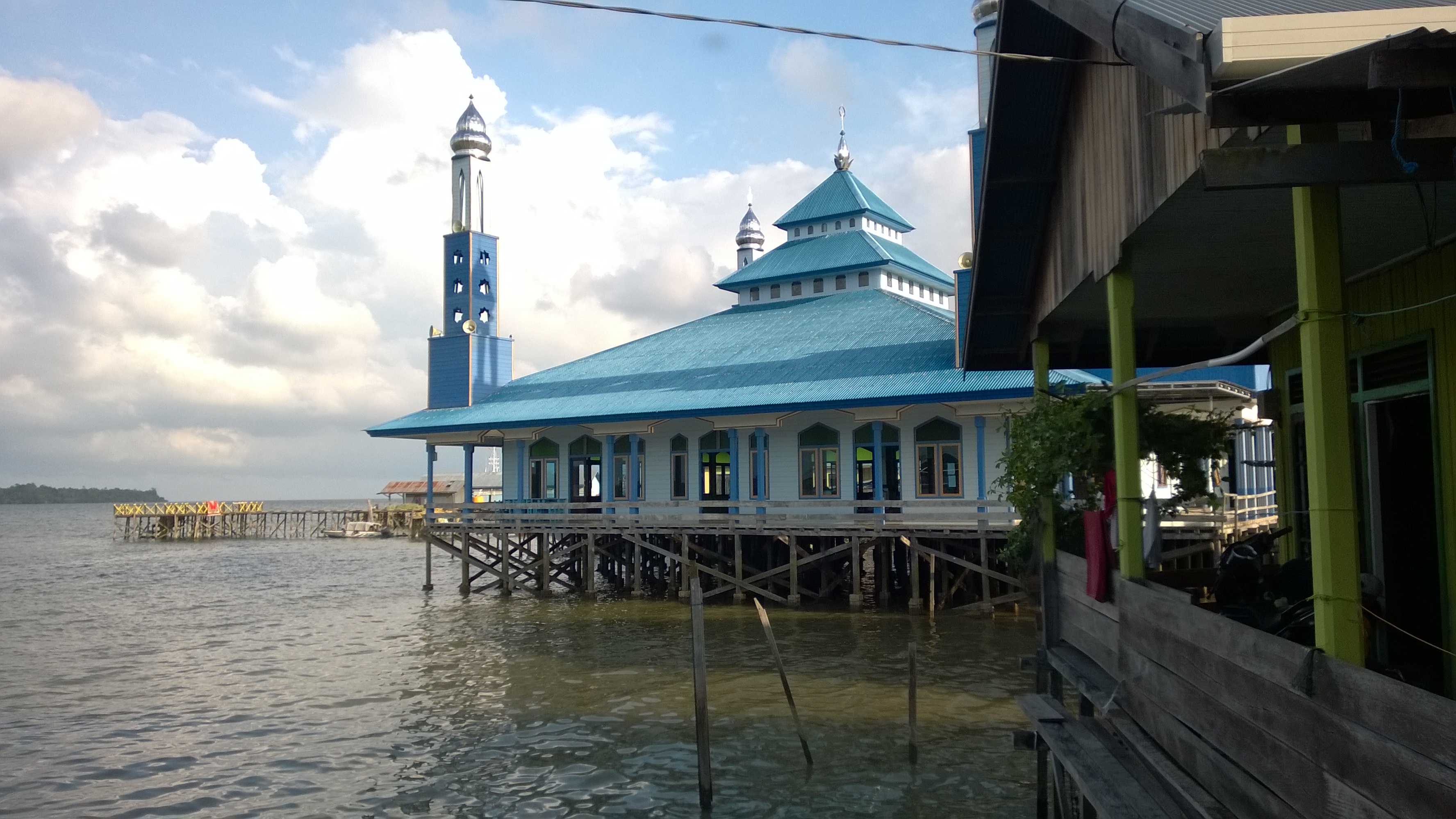 5 Tips Liburan Hemat ke Kalimantan Timur untuk Keluarga Lengkap dengan Kisaran Biaya