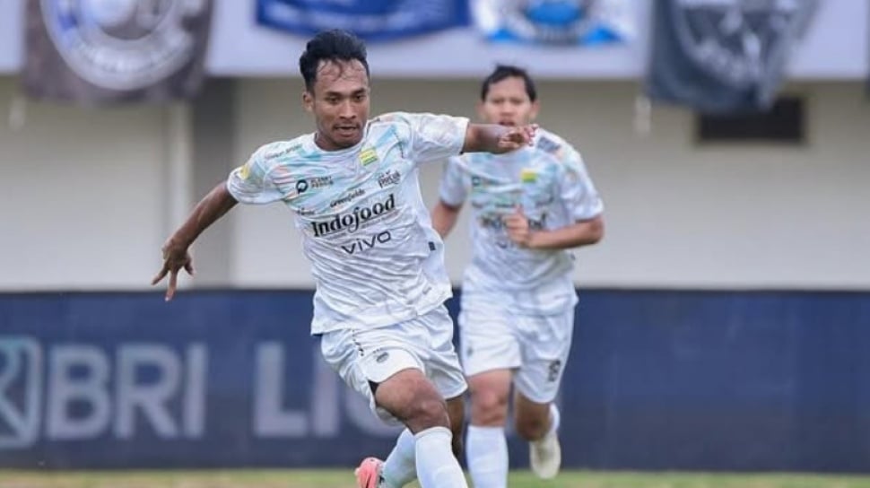 Robi Darwis Buka Suara soal Kepindahan dari Persib ke Arema FC: Butuh Menit Bermain