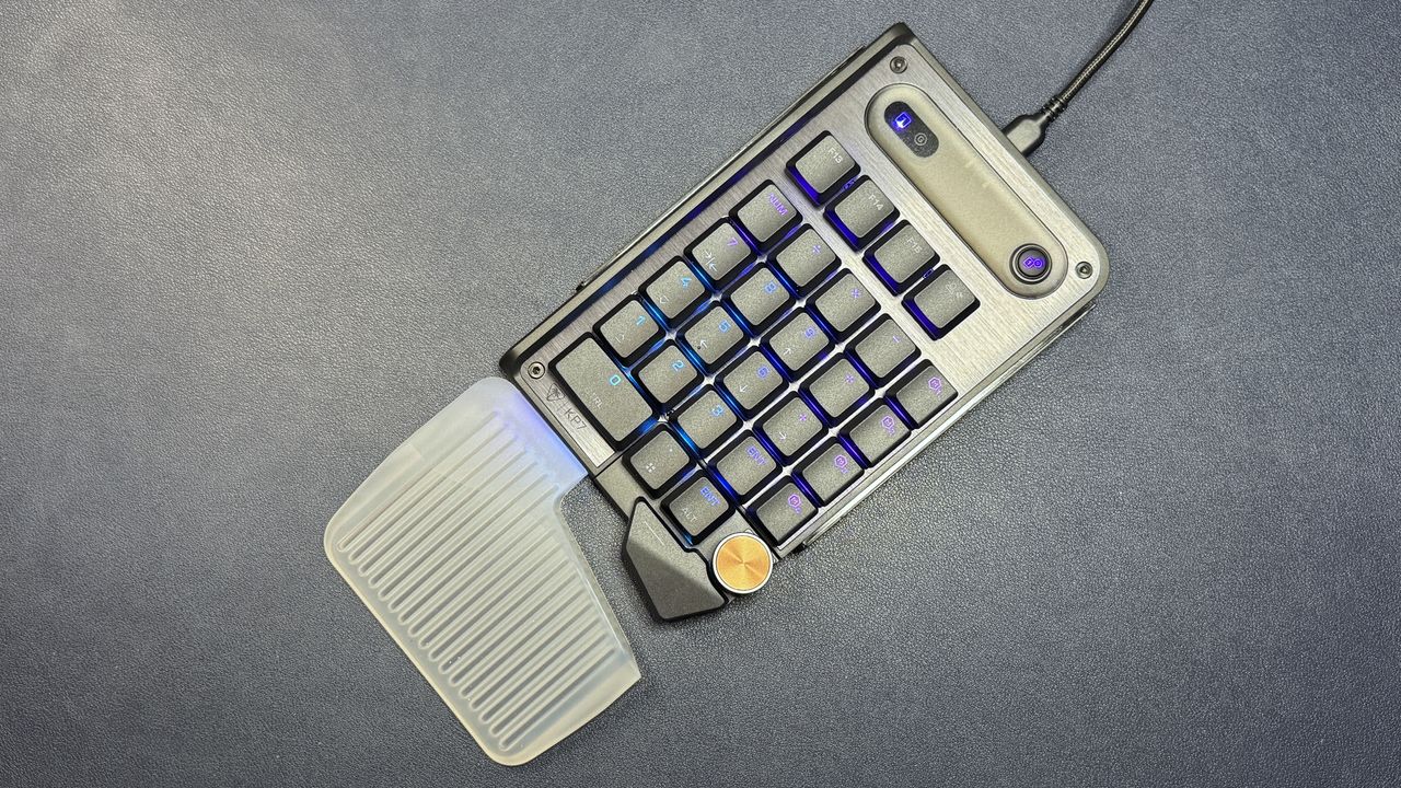 Review Turtle Beach KP7: Keypad Modular Rp 1,6 Juta yang Bisa Jadi NumPad dan Macro Pad