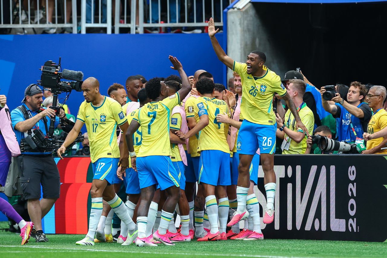 ITV Tunjuk Mark Pougatch, Gary Neville hingga Roy Keane untuk Bahas Brasil vs Norwegia di Piala Dunia