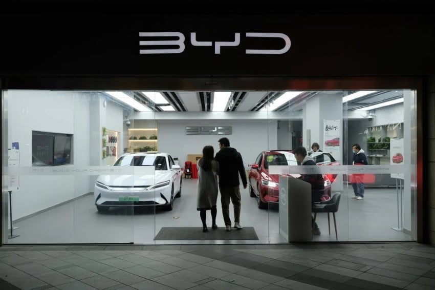 BYD Makin Agresif Ekspansi Global, Pasar Domestik Tiongkok Diprediksi Lesu 11% pada 2026