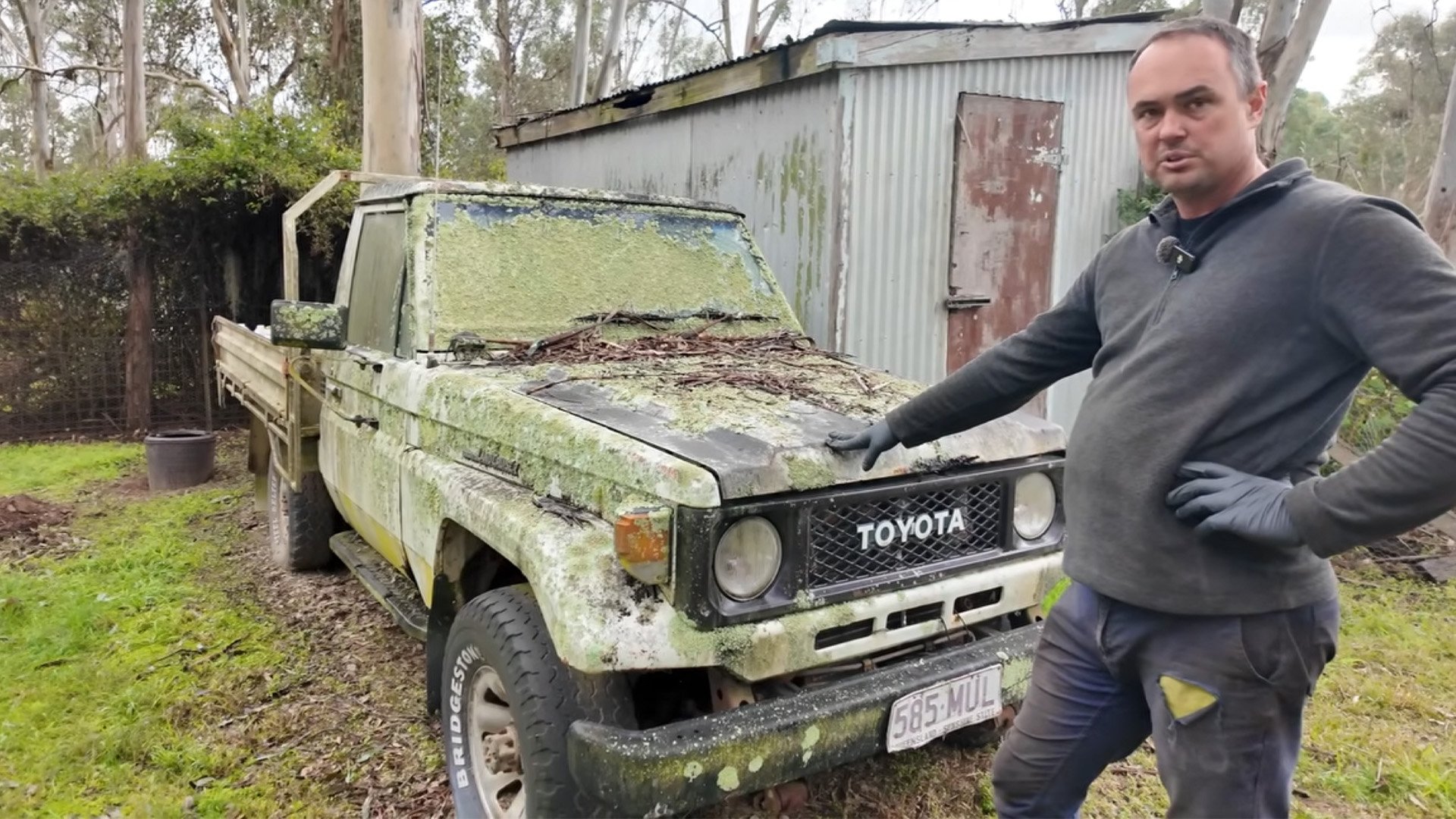 Toyota Land Cruiser 70 Series 1990 Hidup Lagi Setelah Bertahun-tahun Terbengkalai, Video Ini Buktinya