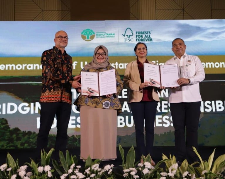 Kemenhut dan FSC Teken MoU Sertifikasi Hutan, Target Efisiensi Biaya Ekspor Produk Hasil Hutan