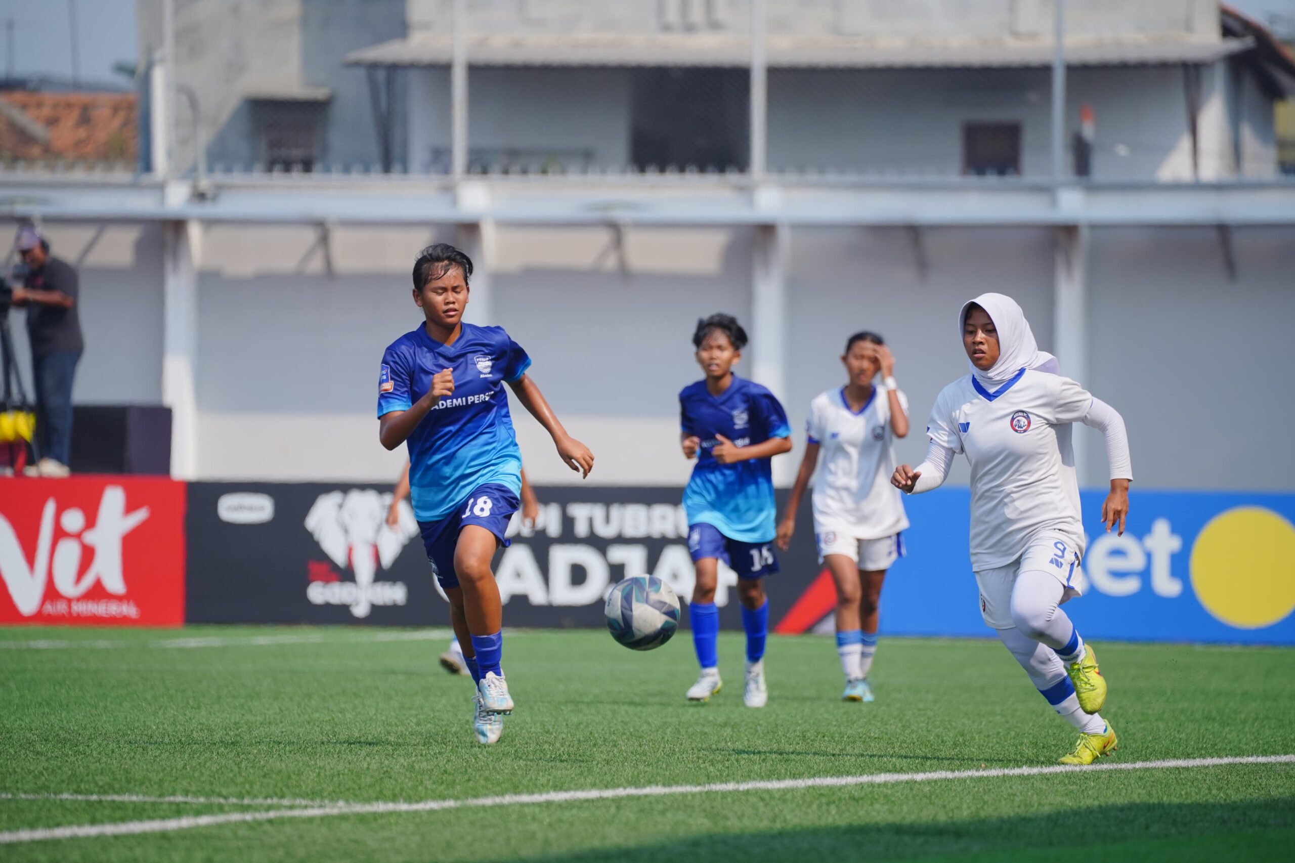 Arema FC Women Kalahkan Akademi Persib Bandung 1-0 di Laga Perdana Grup B U-18 Hydroplus Soccer League All-Stars