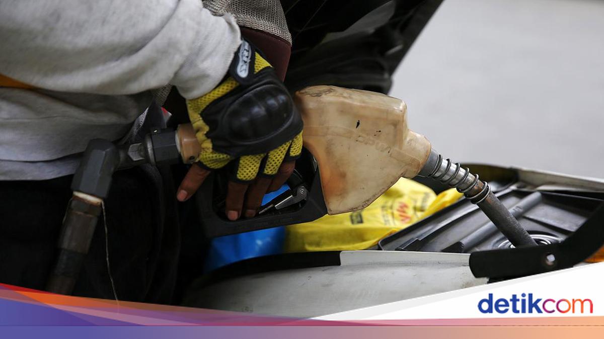 Pemilik Motor dan Mobil Menunggak Pajak di NTT Dilarang Isi BBM Subsidi Mulai Tahun Ini