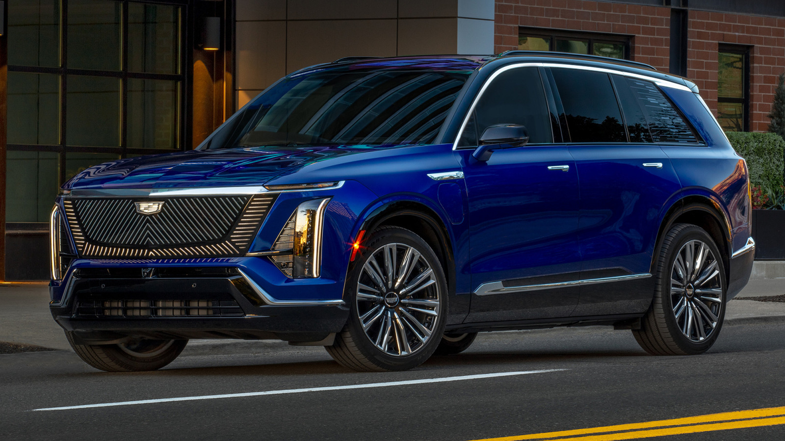 Cadillac Recall 14.540 Unit Vistiq di AS, Masalah Kursi Lipat Listrik Sama Seperti Hyundai Palisade yang Tewaskan Balita
