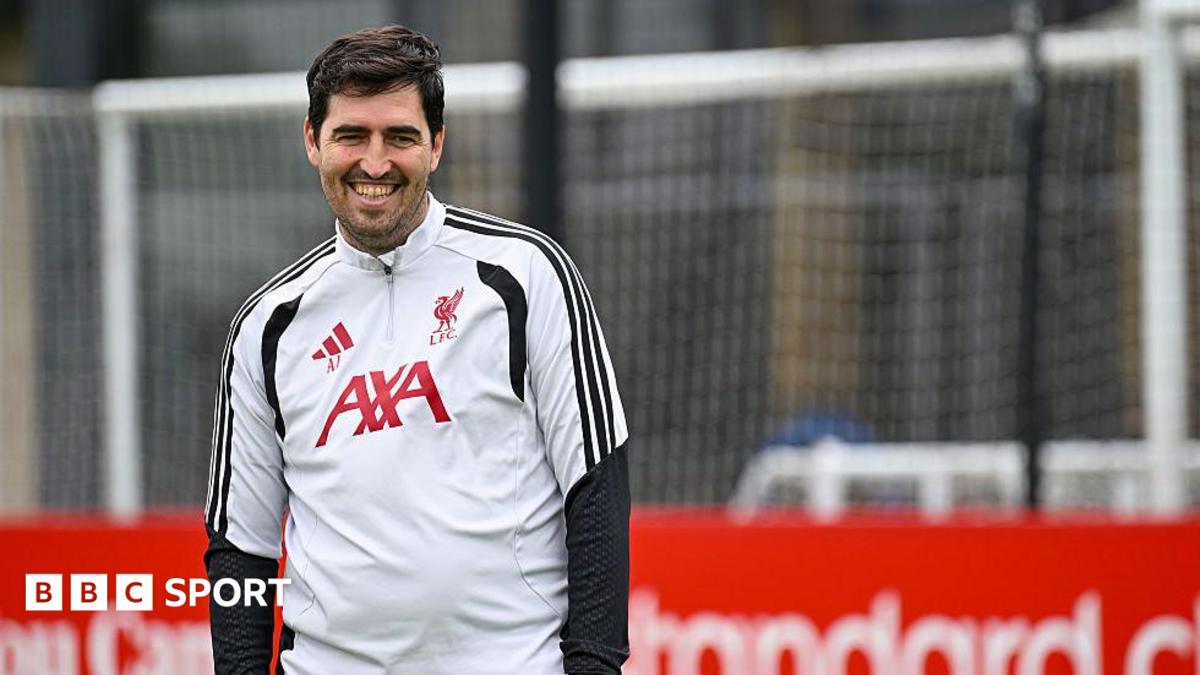 Andoni Iraola Mulai Garap Pramusim Liverpool dengan Metode Latihan Intens Ala Bournemouth