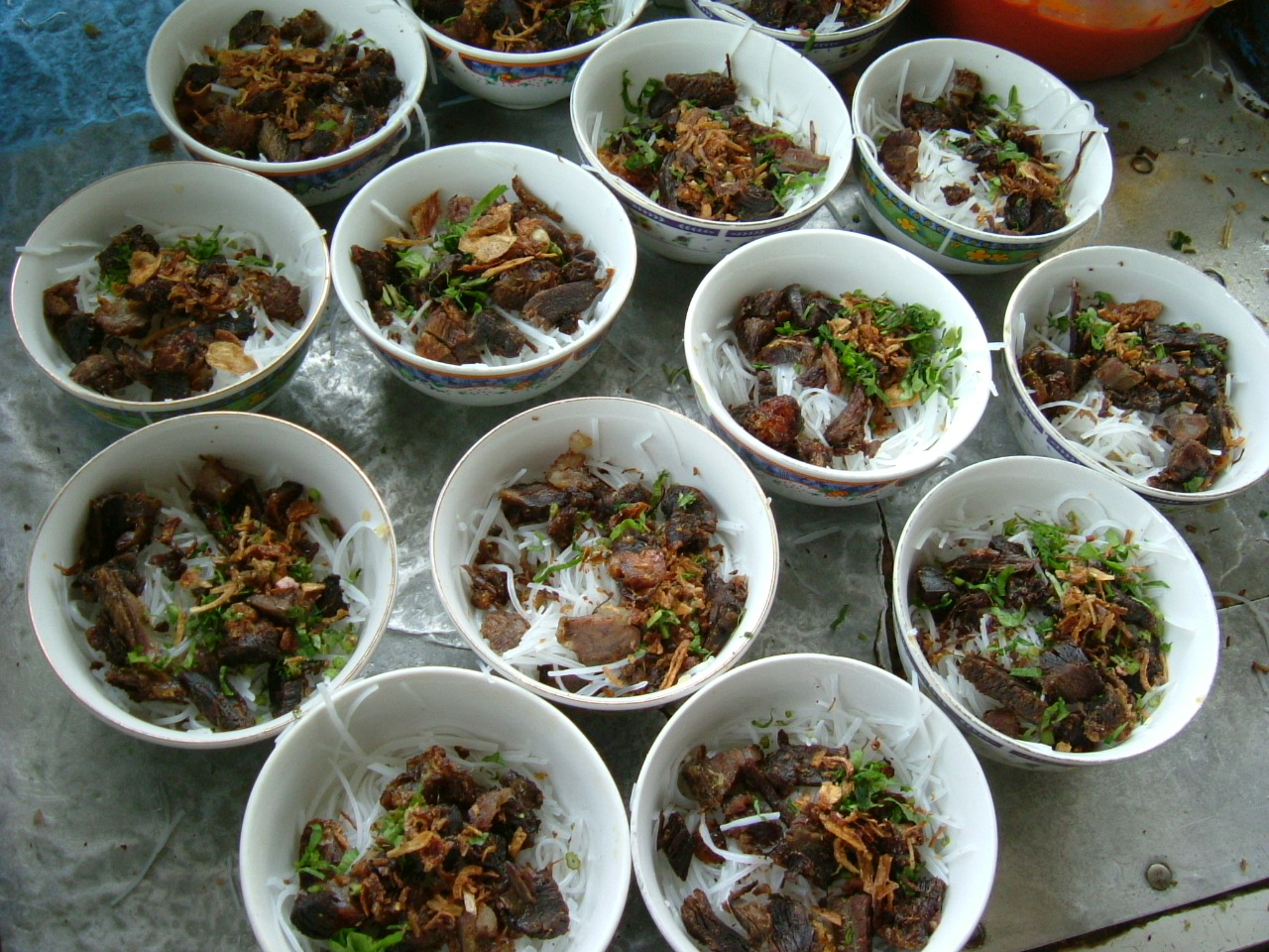 7 Estimasi Modal Awal Buka Usaha Kuliner di Sumatera Barat Lengkap dengan Rincian Biaya 2026