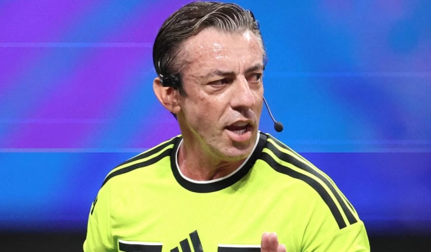 FIFA Bantah Tuduhan Trump soal Wasit Claus, Sebut Integritasnya Tak Terganggu
