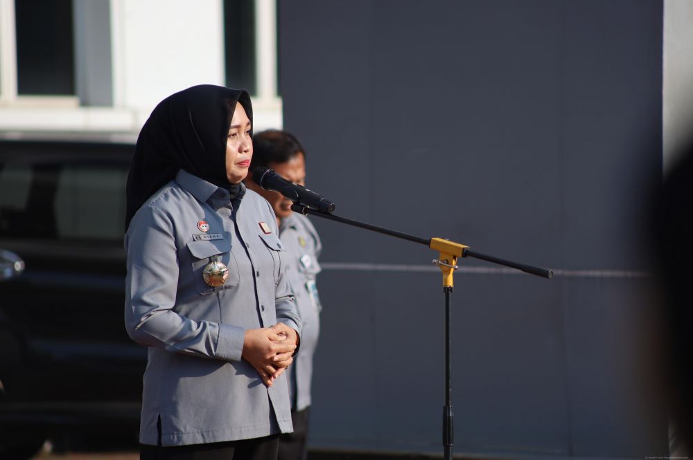 Kadiv Yankum Kemenkum Jambi Diana Yuli Astuti Ingatkan Disiplin dan Keaktifan Pegawai di Town Hall Meeting