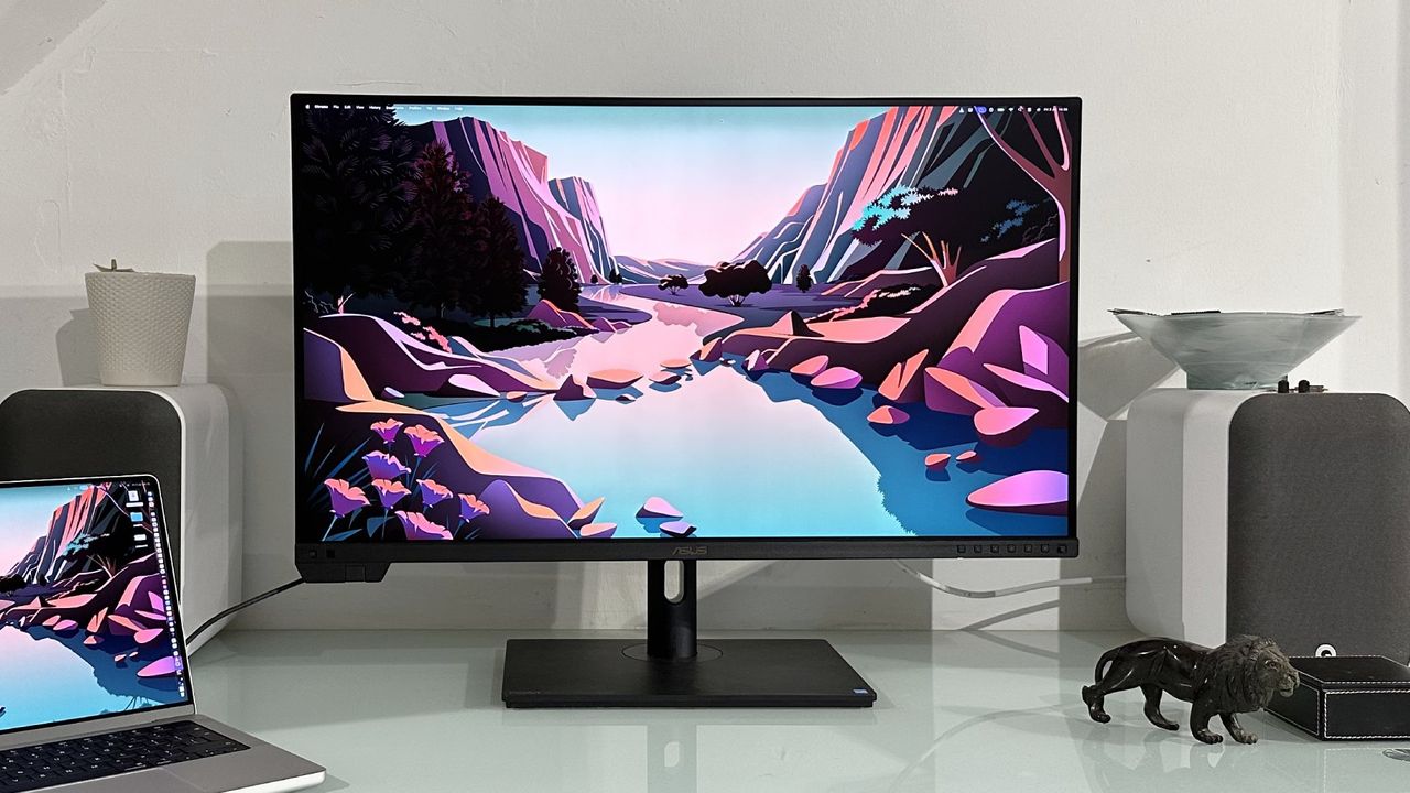ASUS ProArt PA32KCX: Monitor 8K Rp 145 Jutaan dengan 4.032 Zona Dimming, Tapi Ada