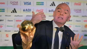 Anggota Parlemen Uni Eropa Desak Komite Etik FIFA Selidiki Infantino soal Kartu Merah Pemain AS